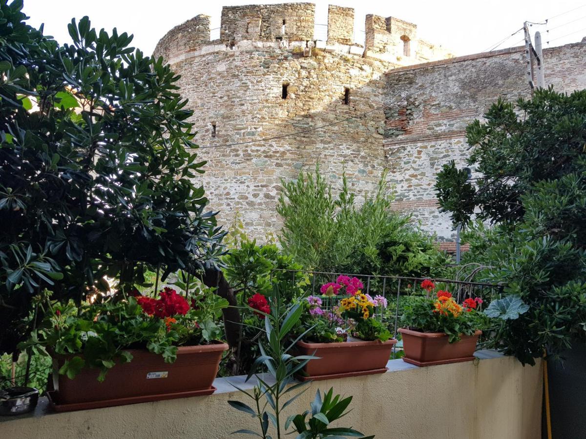 Frida'S House In Old Town Thessaloniki Apartman Kültér fotó